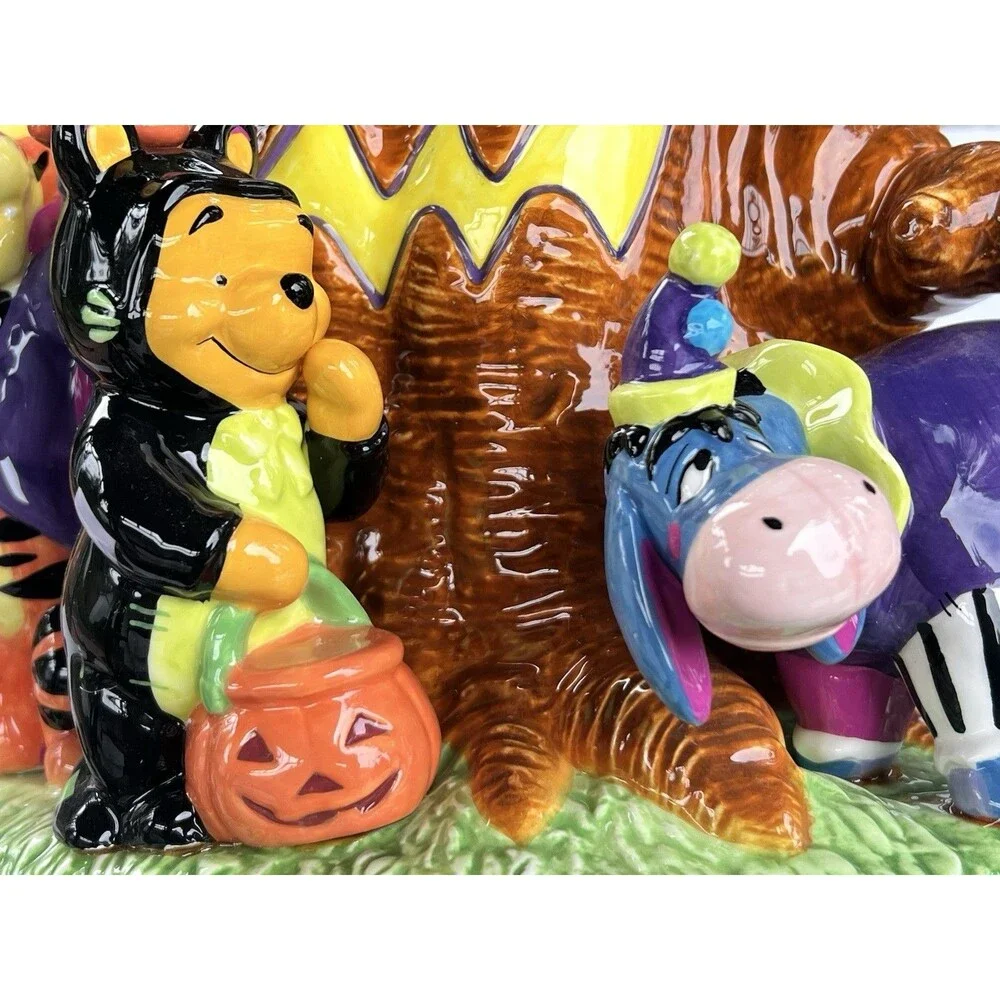 Winnie the Pooh & Friends Halloween Cookie Jar 1999 Vintage Disney, Original Box